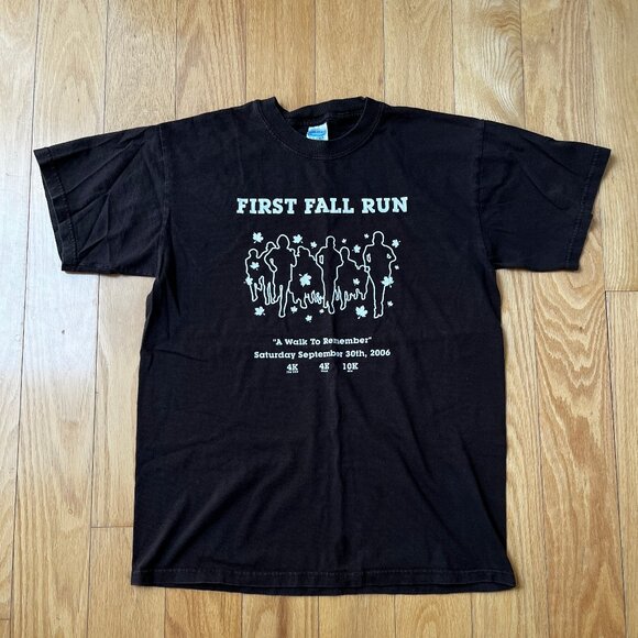 Vintage Gildan 2006 First Fall Run Gildan T Shirt  M - Picture 1 of 3